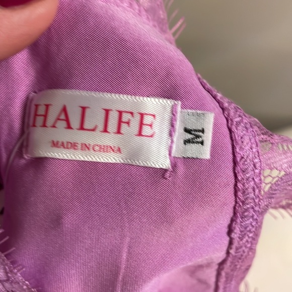 Women’s summer lace halter top sleeveless mock neck eyelash finishMed lilac - Picture 9 of 12